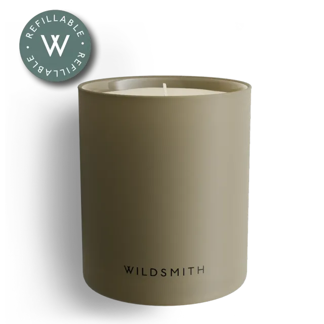 Wildsmith Skin Brumal Candle candela 230g incenso rosa