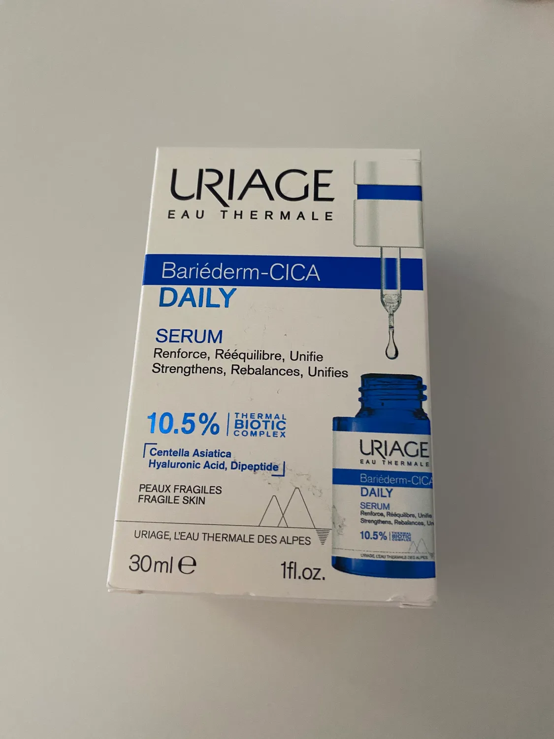 Uriage Bariederm Cica-Daily siero riparatore centella non profumato