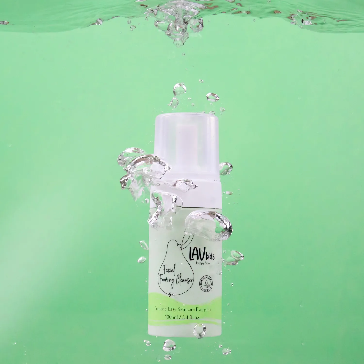 LavKids Mousse detergente viso pera e camomilla soap-free