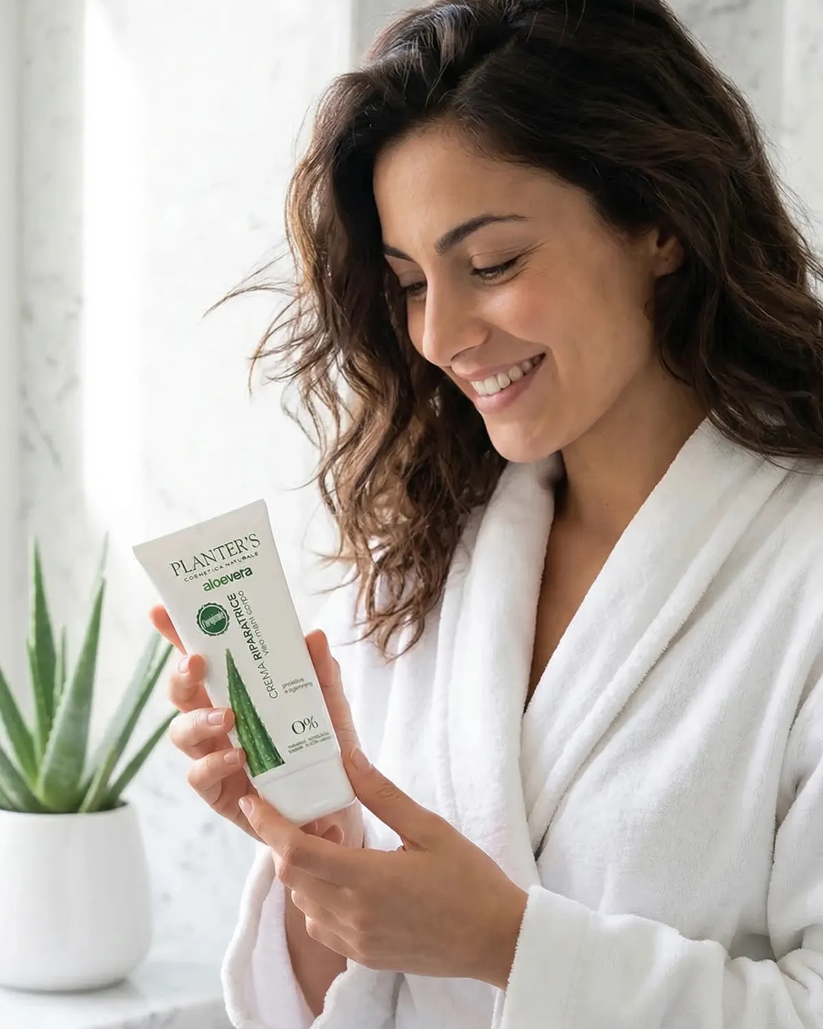 Planter's Aloe Crema Riparatrice viso mani corpo idratante