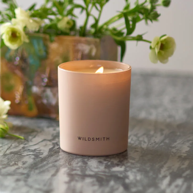 Wildsmith Skin Floriferous candela profumata 230g gelsomino