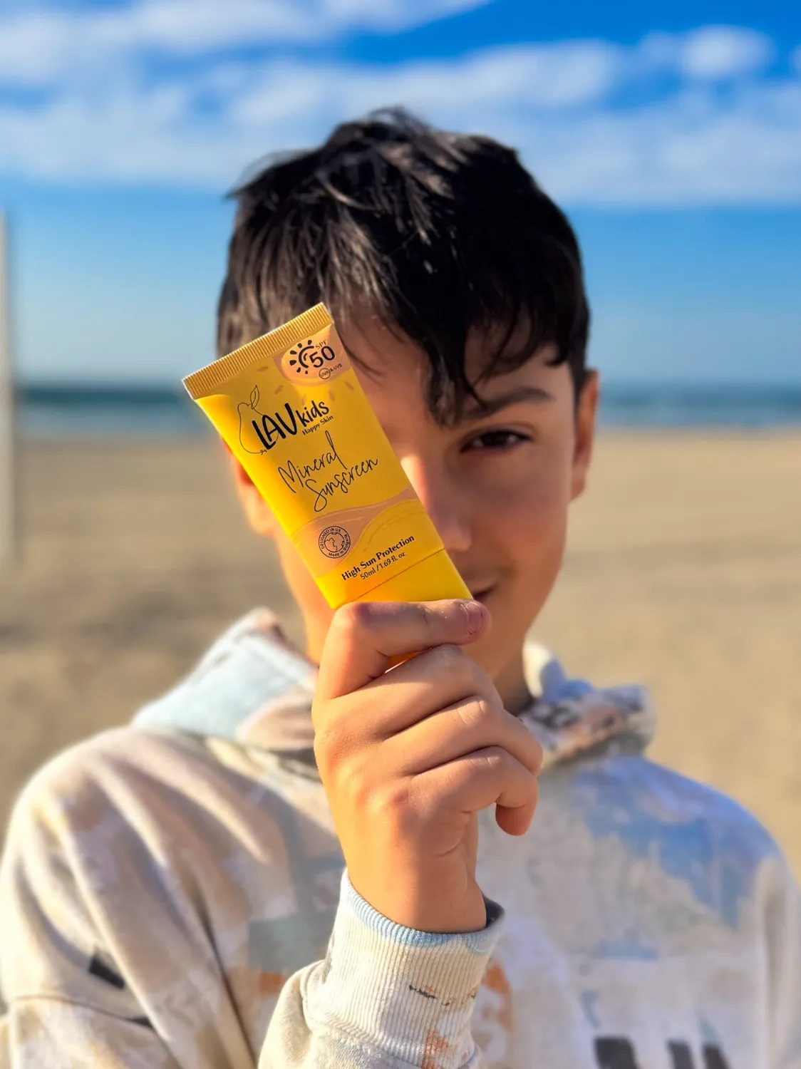 LavKids crema solare viso SPF50 minerale + burro labbra omaggio